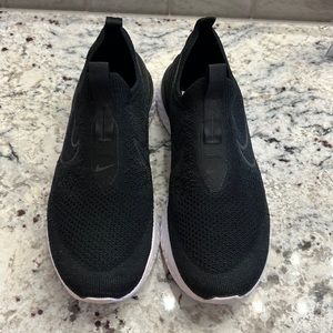 Nike React Phantom Run Flyknit Mens Size 8 EUC
